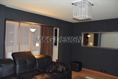 Apartament cu 3 camere semidecomandat în Girocului