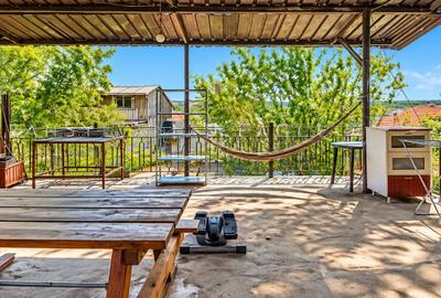 Apartament cu 2 camere semidecomandat, mobilat în Gruia - 11
