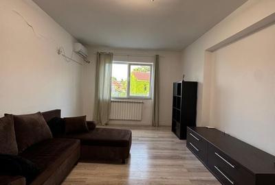 Apartament cu 2 camere decomandat în Parcul Carol