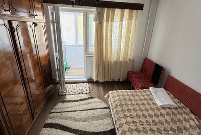 Apartament cu 2 camere decomandat în Calea București - 3