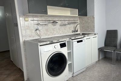 Garsonieră decomandată în Astra