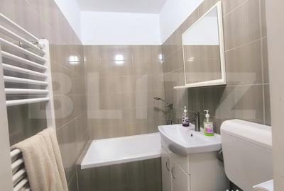 Apartament cu 2 camere semidecomandat în Florilor