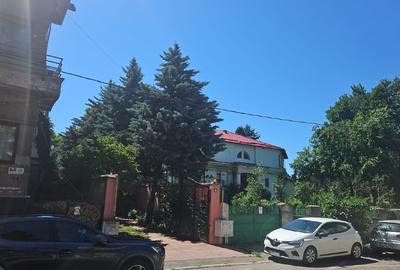 Apartament cu 4 camere semidecomandat în Unirii - 11