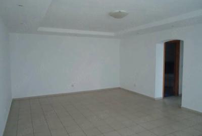 Casă cu 2 camere cu Teren 220 Mp în Mihai Bravu - 1