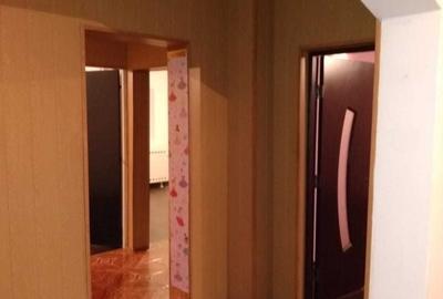 Apartament cu 3 camere în Rahova