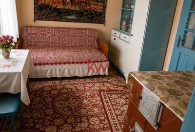 Casă cu 4 camere în Sat Nou