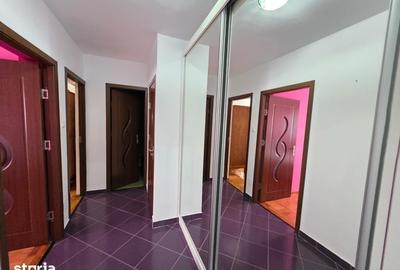 Apartament cu 3 camere decomandat în Ultracentral