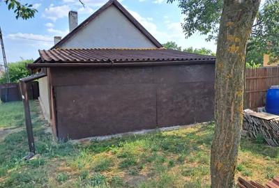 Casă cu 3 camere cu Teren 635 Mp în Central