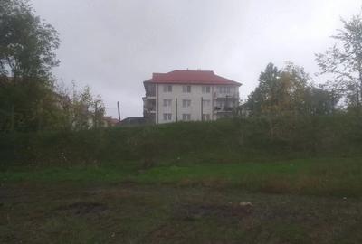 Teren de 10500 mp, în Central - 3