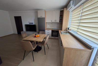 Apartament cu 2 camere semidecomandat în Sânpetru