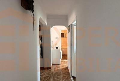 Apartament cu 4 camere decomandat în Inel I - 15