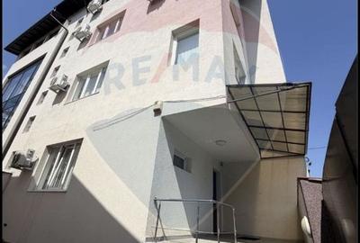 Casă individuală cu 13 camere cu Canalizare în Banu Manta - 27