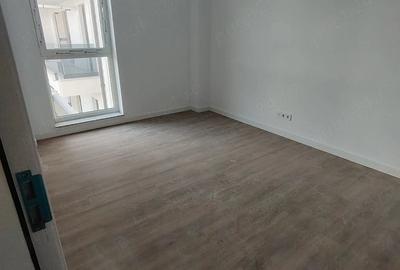 Apartament cu 2 camere semidecomandat în Florești