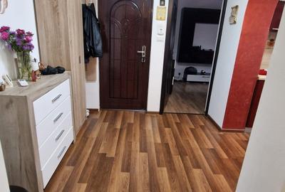 Apartament cu 3 camere decomandat în Alexandru cel Bun - 3