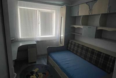 Apartament cu 3 camere semidecomandat în Ostroveni - 7