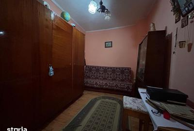 Casă cu 3 camere cu Teren 157 Mp în Central - 2