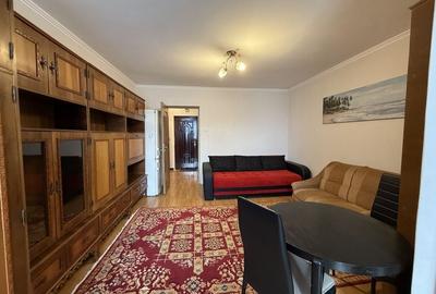 Garsonieră decomandată în Rogerius
