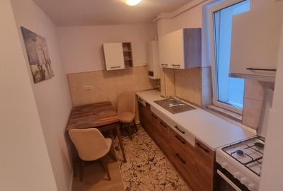 Apartament cu 2 camere decomandat în George Enescu - 8