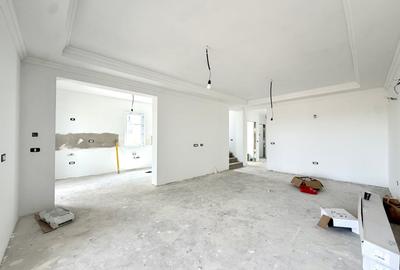 Duplex cu 5 camere cu Canalizare în Săcălaz - 1