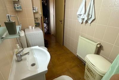Apartament cu 2 camere decomandat în Lazaret