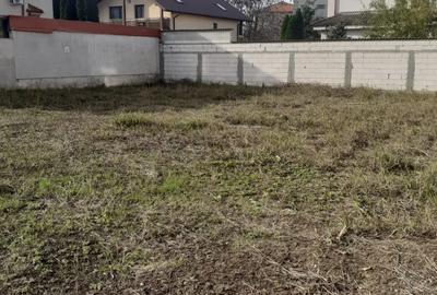 Teren Construcții intravilan de 500 mp, în Primo - 1