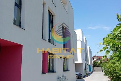Duplex cu 5 camere cu Canalizare în Central