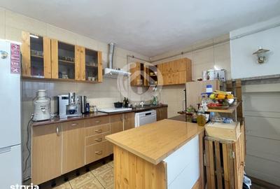 Casă cu 7 camere cu Teren 432 Mp în Lupeni - 6