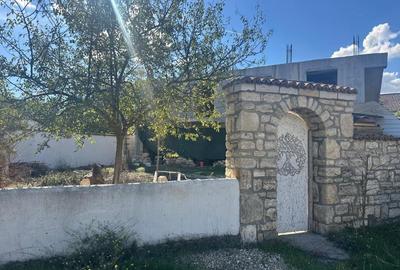 Casă cu 8 camere cu Canalizare în Nord - 4