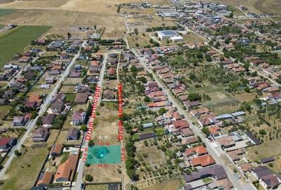 Teren de 402 mp, în Livada - 2