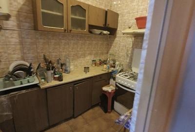 Apartament cu 2 camere decomandat în Gara de Nord