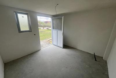 Spațiu comercial, de 100 mp, în Văcarea - 2