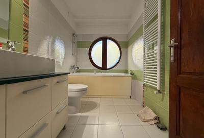 Casă individuală cu 4 camere cu Canalizare în Lipovei - 16