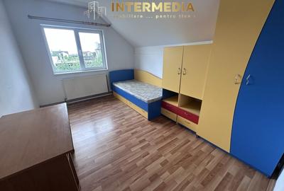 Casă individuală cu 4 camere cu Canalizare în Cetate - 3
