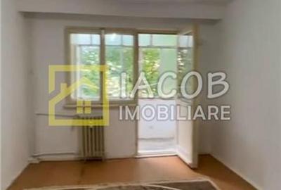 Apartament cu 3 camere semidecomandat în Milcov - 11