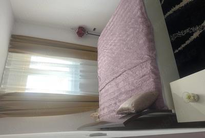 Apartament cu 3 camere semidecomandat în Girocului - 1