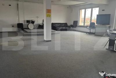 Apartament cu 4 camere decomandat în Careiului - 2