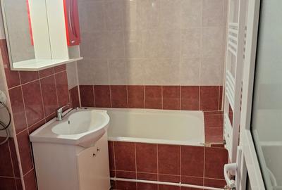 Apartament cu 2 camere semidecomandat în Exterior Vest