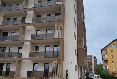 Apartament cu 3 camere în Central - 1