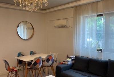 Apartament cu 3 camere decomandat, mobilat în Lujerului