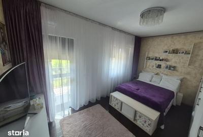 Casă cu 3 camere cu Teren 250 Mp în Cug