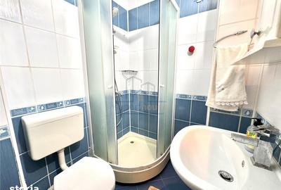 Apartament cu 3 camere decomandat în Cantacuzino