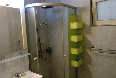 Apartament cu 2 camere decomandat în Dâmbovița
