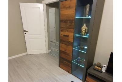 Apartament cu 3 camere decomandat în Tineretului - 1