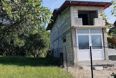 Casă cu Teren 683 Mp în Corbi - 4