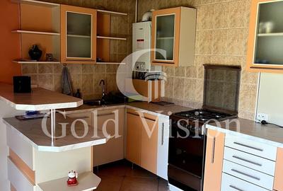 Casă cu 4 camere cu Teren 800 Mp în Dâmbu Pietros