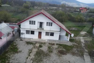 Casă cu Teren 450 Mp în Arcani - 10