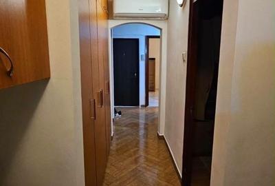 Apartament cu 3 camere decomandat în Lăpuș
