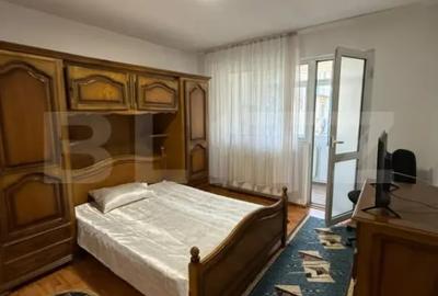 Apartament cu 3 camere decomandat în 9 Mai
