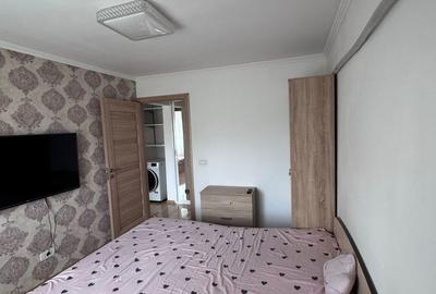 Apartament cu 3 camere decomandat, mobilat în Rovine - 2