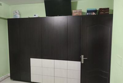 Apartament cu 2 camere decomandat în Capitol